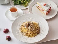 [Special lunch with dessert & drink] Chestnut and three-mushroom cream pasta <with salad>