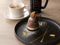 [Weekdays] [September onwards] Required: Jun-san’s produced coffee “THE EVER GREEN COFFEE” and cake set