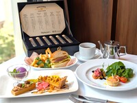 [Weekends & Holidays Only]  AUTUMN AFTERNOON SELECTION ~GRAND~  and special desserts + [refills unlimited] Illy coffee & Mighty Leaf tea