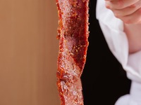 個室確約！新【新宿うしみつ開店記念コース】「厳選ヒレ肉のブリオッシュカツサンド」「和牛雲丹ユッケドッグ」「白いフリージング冷麺」をご提供！更に厳選された肉質の焼き物を拘りの薬味で提供。