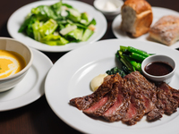 ～9/30まで特別価格 9,680→7,000【LUNCH】プリフィックスランチ 選べるサラダ、スープ、メイン、デザート