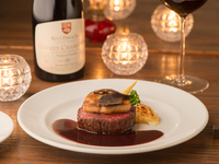 [Price valid only on 12/22 & 12/23] Christmas 2026 Lunch Course