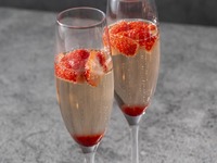 [With Strawberry Sparkling Wine] Amaou Afternoon Tea – Christmas Edition & 25 types of free-flowing coffee | 10,000 yen