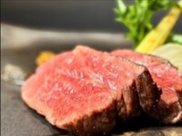 １周年記念ランチコース！メインは石垣牛の食べ比べ！