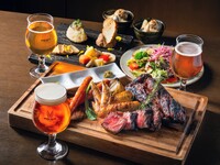 【Disponible à partir d’octobre】 « Menu Blé et Viande » : 4 grands plats contenant 10 sortes de mets + boissons illimitées pendant 2 heures, 7 300 yens