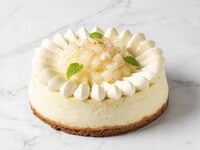 Japanese Pear Cheese Cake (15cm / for 4–6 persons)