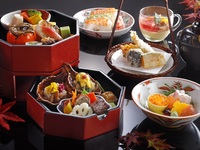 【Includes pot-steamed dish】 Seasonal Kyoto Set – Featuring the bountiful flavors of autumn <Lunch-only>