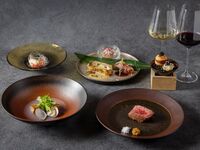 【Xmas2026】ペアリング付き　松阪牛や毛蟹・蝦夷鮑など厳選食材を味わうクリスマスディナー全11品