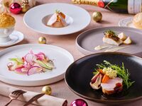 12/19・20・24・25【Xmasケーキ付き★Xmasツリー個室】🥂スパークリングワインで乾杯🥂冬野菜や旬魚のポワレ、国産牛ステーキのフルコース-SHIKITEI-
