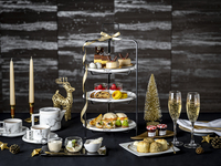 [Sat/Sun/Holidays, Session 1/12:00] Christmas Afternoon Tea with Sparkling Wine