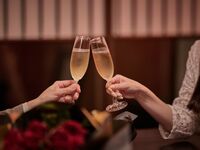 【Xmas2026】個室・チャペル貸切＆バラの花束12本付き　プロポーズプラン