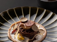 <Christmas Dinner Course > 9-course dinner including lobster, Aichi brand beef, etc. + mignardises + after-dinner beverage