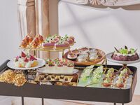 【9月限定】乾杯酒プレゼント！お好きなスイーツが8種選べる！デザートワゴン付き◇サラダ・パスタ・魚・メインのランチ