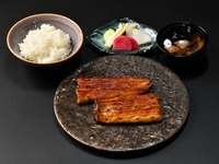 Kabayaki set meal (top)