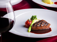 (Dec 26-Dec 30) CENTRUM Festive Dinner