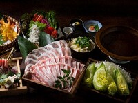 11月24日から【ご会食/ご宴会】黄金出汁豚のしゃぶしゃぶコース　（全8品）2時間飲み放題付6500円