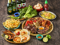 【10月限定、迷ったらまずはコレ！】スタンダード＋さんまのアヒージョBBQ（カレーライス、えびせん、ポテト食べ放題）コース　～飲み放題付き120分～