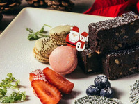 【Christmas 2026★Premium】 15 dishes in total including Chateaubriand and other carefully selected cuts + choice of drinks including champagne + Christmas plate