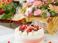 Whipped cream No. 5 round cake (15 cm, serves 4–6)