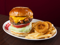 チリビーンズチーズバーガー