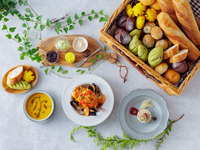 [Private room][Hotel-exclusive bread and a leisurely winter table] Bread & Table
