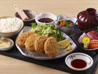 Fillet cutlet and sashimi set meal