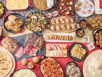 【謹賀新年】＜1部・2部＞御節総菜も！新春ランチ！オープンキッチンからの出来立て料理が大人気！スイーツも登場！特典としてお酒類も飲み放題に！