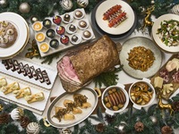 【ドリンクフリーフロー付】クリスマスランチブッフェ〈平日〉 