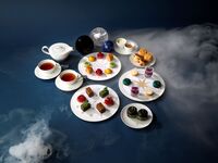 クリスタルアフタヌーンティー  カウンター席  