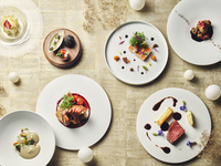 【12/23 Guaranteed Window Seat】 Christmas Dinner Course + Welcome Champagne
