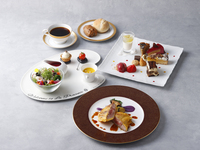 [Weekday Limited-Time Special Lunch] Chef's Choice of Main Dish and Dessert Cart for a Seasonal Lunch