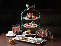 メリークリスマスアフタヌーンティーセット～サンタクロースからの贈り物～　90分カフェフリードリンク付