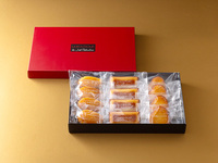 Assortment — 12 pieces