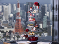 [Guaranteed window seat] Christmas AfterMOON Tea -2026- + glass of champagne included (December 22–26)