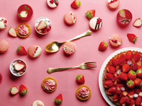【MoonGlow】【Sat/Sun/Holidays】<General> Sky Strawberry Buffet – A sophisticated strawberry-picking experience at 100 meters above ground, where the view itself is a feast!