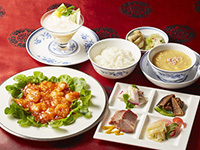 A fun lunch in Otemachi
